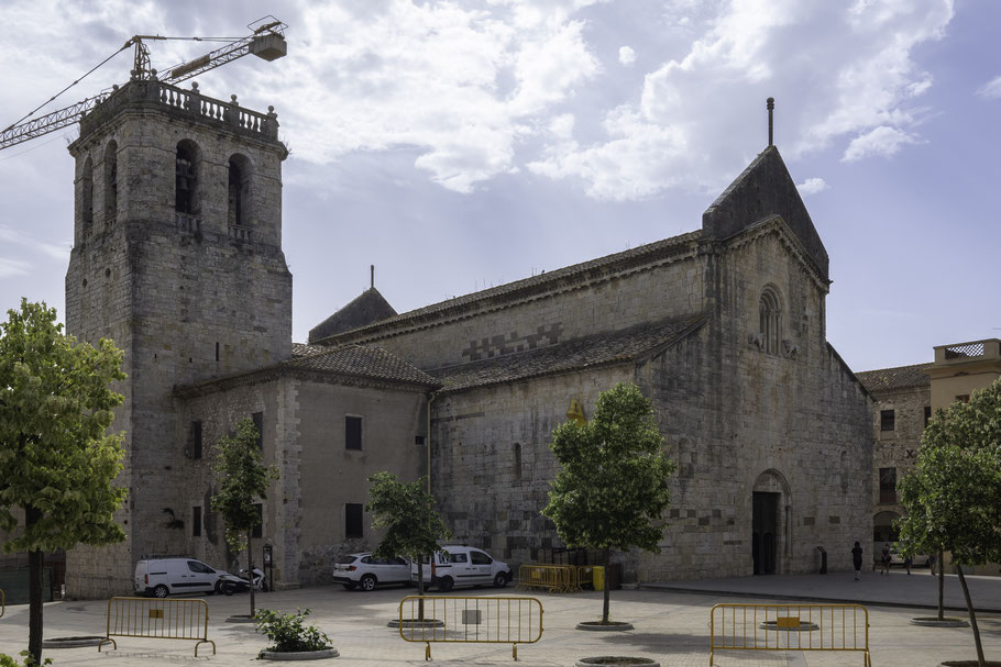 Bild: Monestir de Sant Pere in Besalú, Katalonien