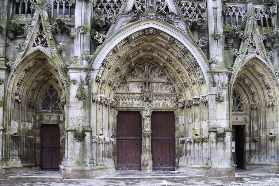 Bild: Basilika Notre Dame de L`Épine (Unserer Lieben Frau vom Dornbusch)