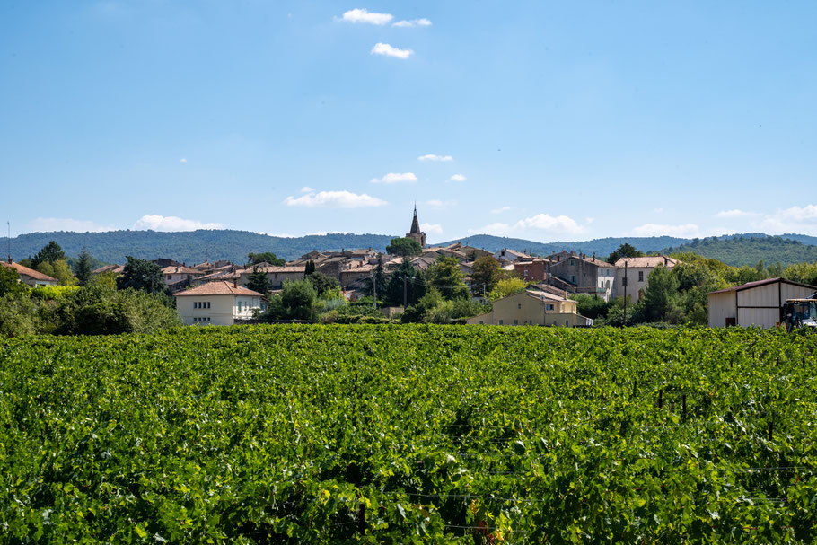 Bild: Blick auf Malemort du Comtat im Dépatement Vaucluse