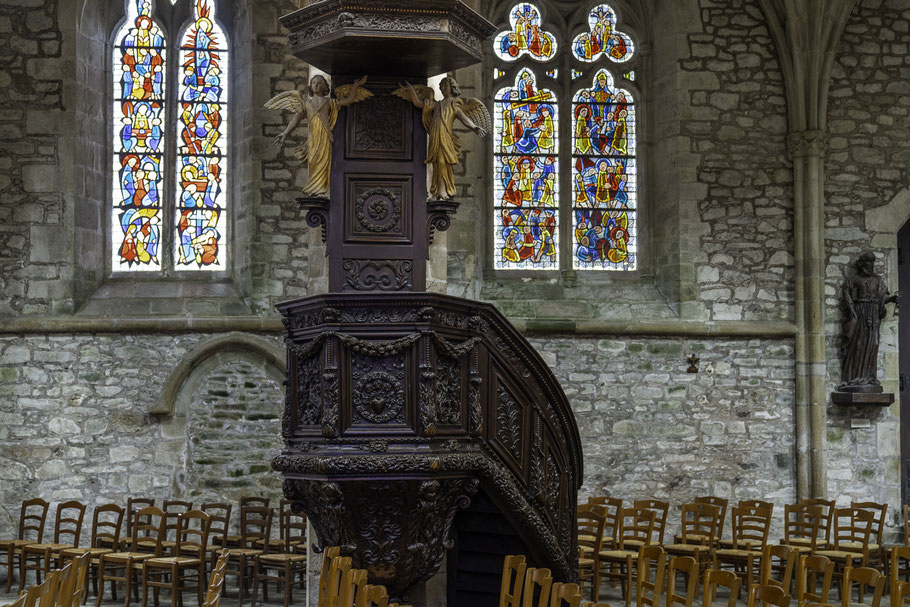 Bild: Kathedrale Saint-Tugdual in Tréguier in der Bretagne  