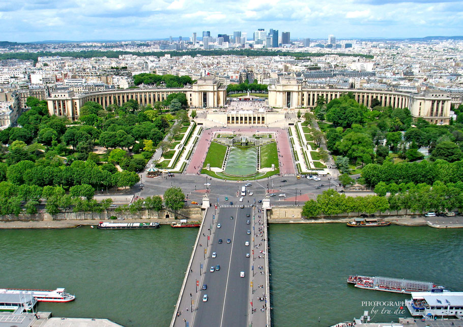 Bild: Trocadero mit Palais de Chaillot und der Jardin de Trocadero vom Tour Eiffel aus gesehen in Paris 