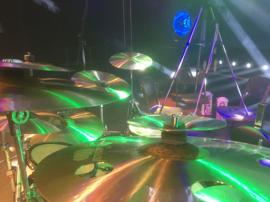 Centent Cymbals live on Stage