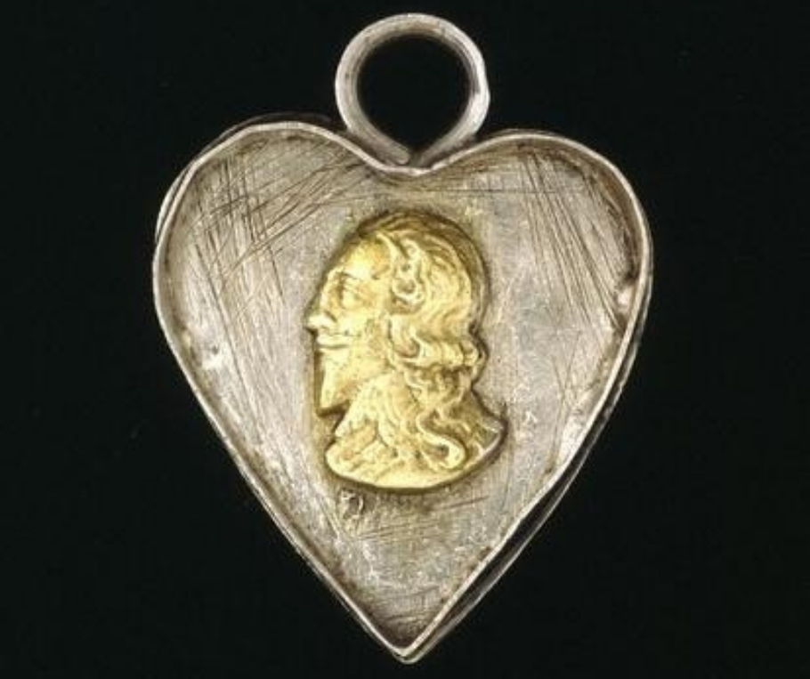 A late 17th-century locket, depicting the head of King Charles I