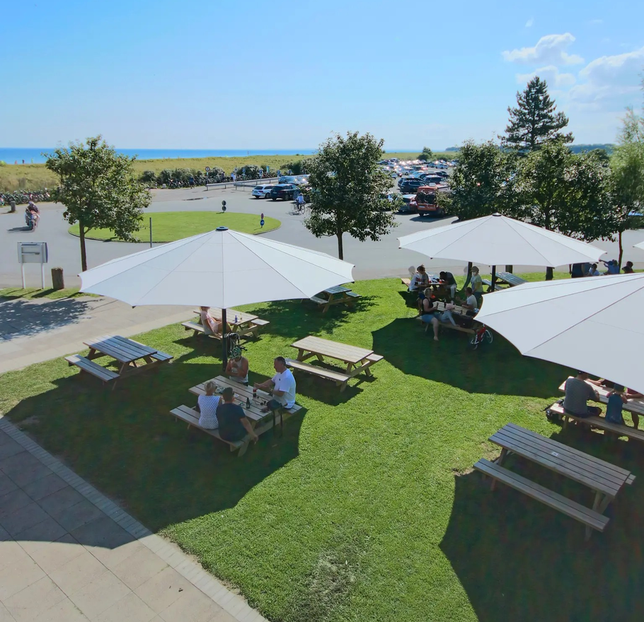 May Albatros, windfest und wetterfest für Gastronomie und öffentliche Plätze