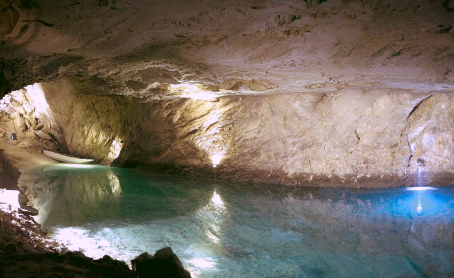 Photo: Lac Souterrain