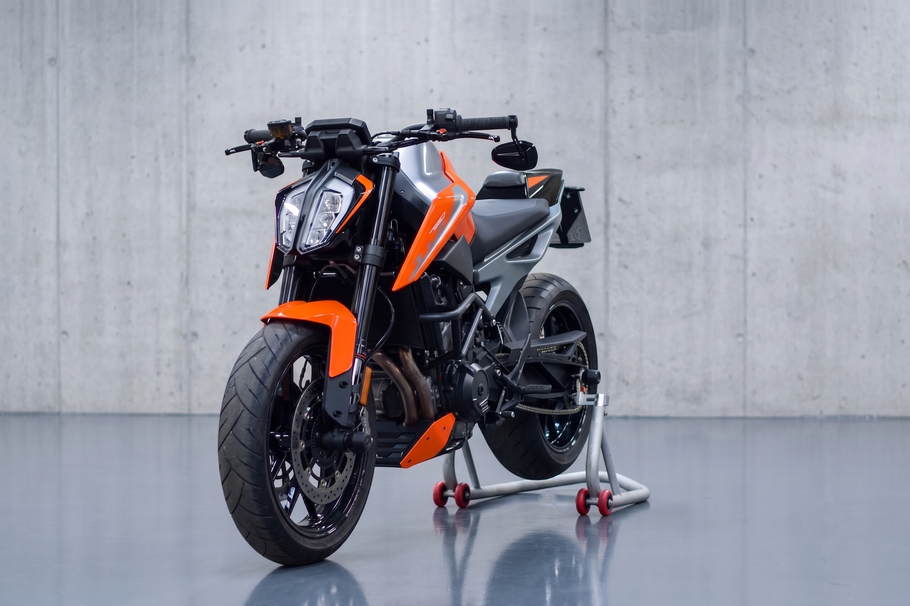 Lenkerendenspiegel montiert auf der KTM 790/890 Duke