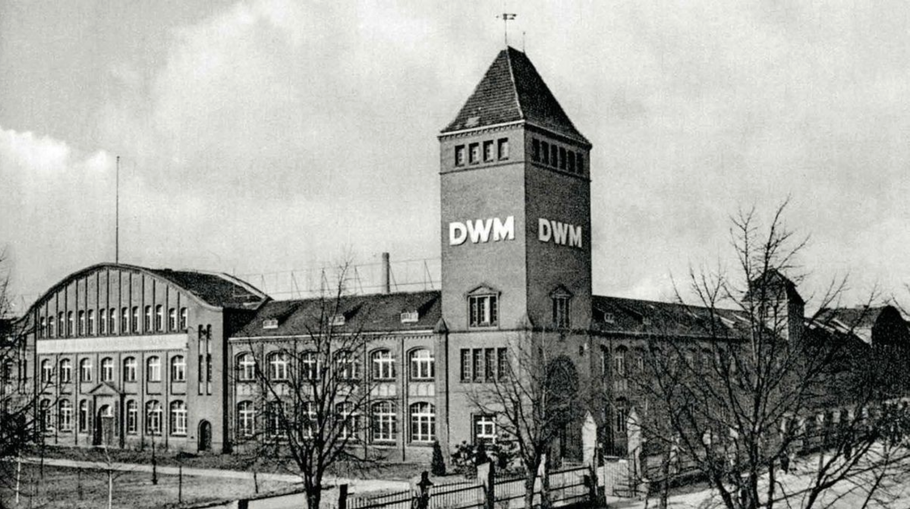 Historisches Foto des Hauptgebäudes der Deutschen Waffen- und Munitionsfabrik (DWM) in Wittenau 1939 © Berlin-Brandenburgisches Wirtschaftsarchiv | Berlin-Brandenburgisches Wirtschaftsarchiv