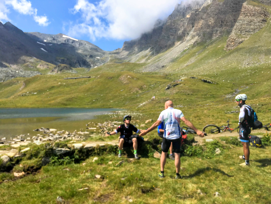Lago Djuan e sopra il Colle Entrerol