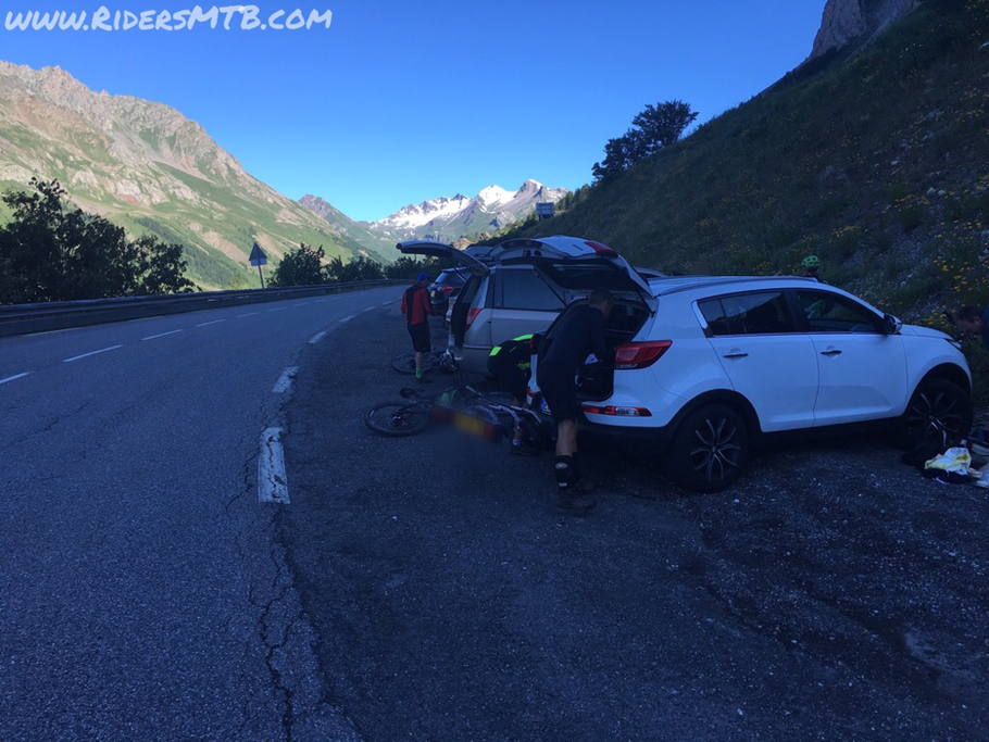 Da PONT DE L'ALP  partiamo gasati per un giro che sarà memorabile