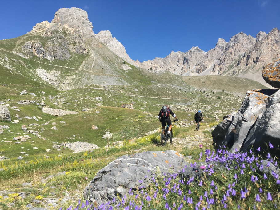 poi come d'incanto si entra nella vera montagna