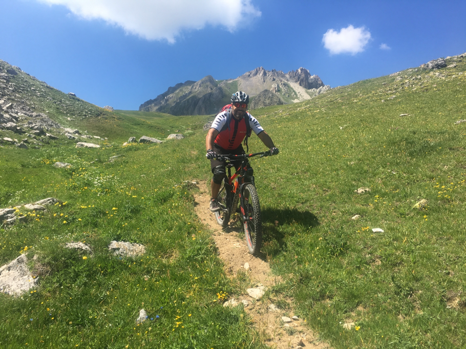 inizia la discesa verso Sambuco