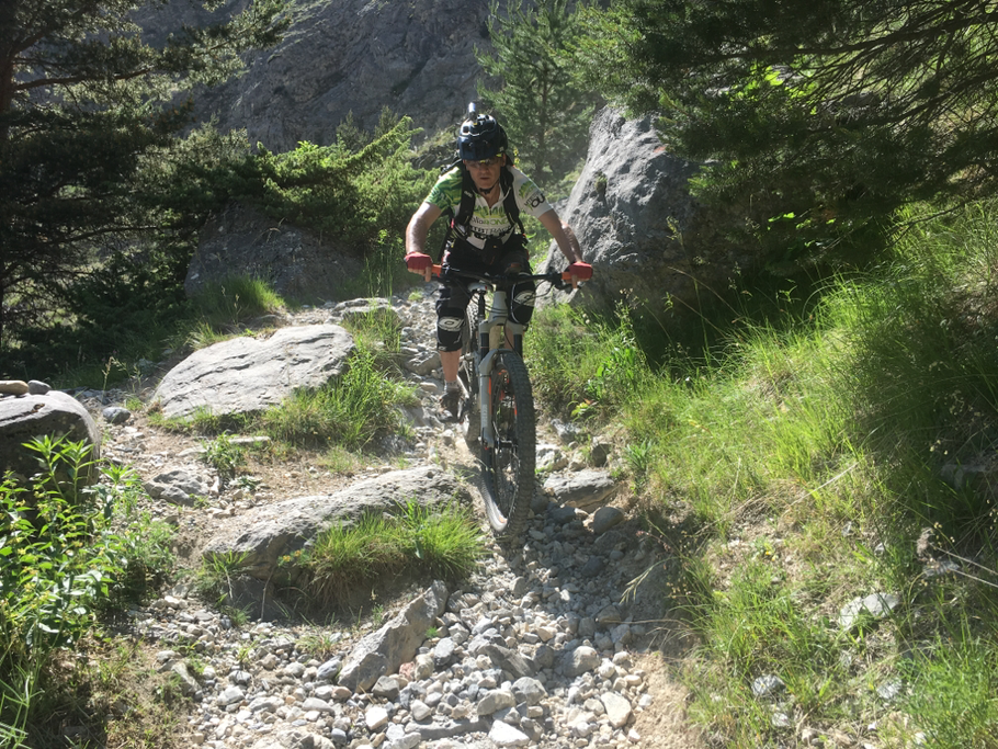 il Dany veterano  passa sopra tutto!!  Chapeau