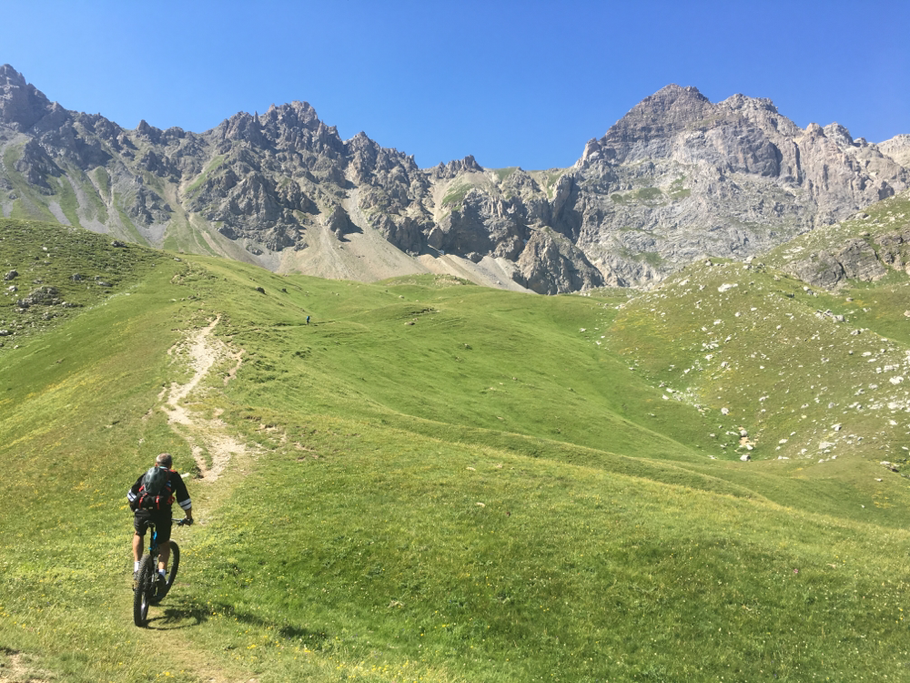 molte salite sarebbero anche ciclabili ma la pendenza non è adatta agli umani