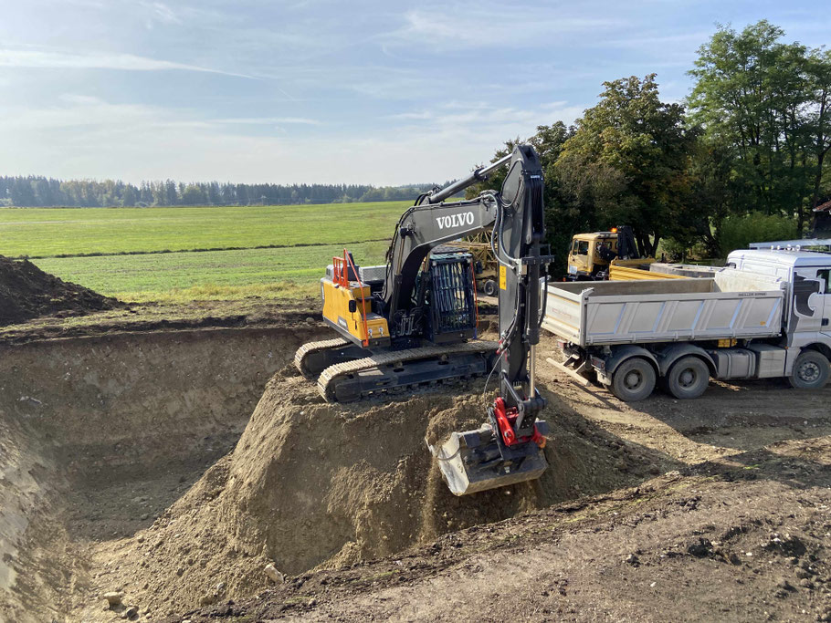 Erdarbeiten - Keller Erdbewegungen GmbH