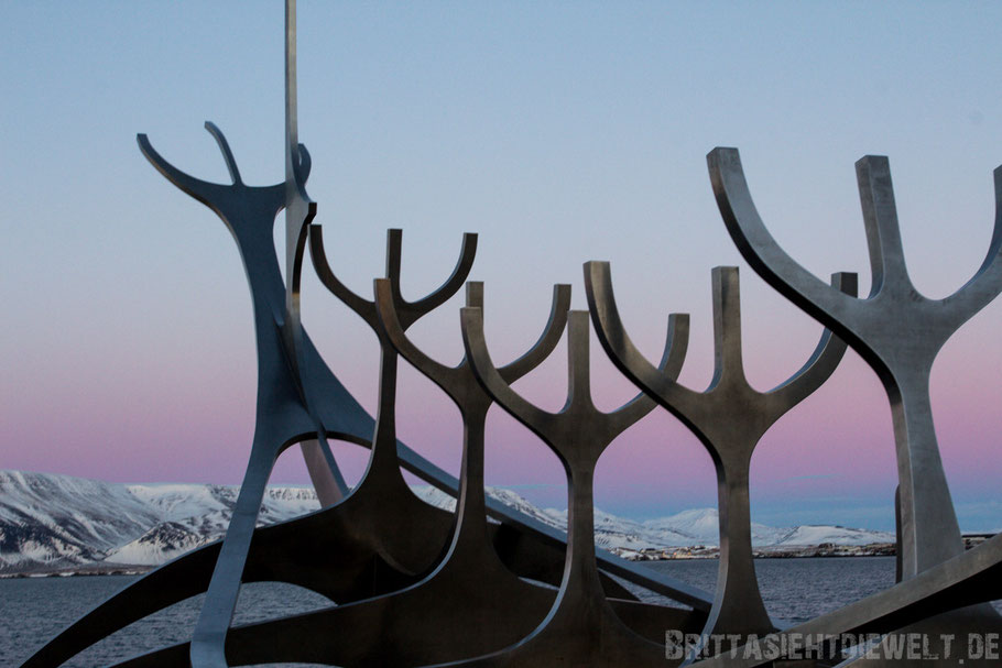 solvar,sonnenfahrt,skulptur,sonnenuntergang,hafen,meer,island,winter,reykjavik,reisetipps,tipps,februar,zwei,wochen