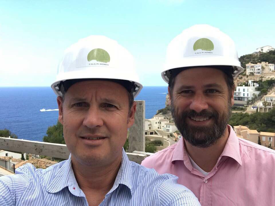 Christoph Albeck und Hanno Strack, Geschäftsführer von Cala Pi Homes auf Mallorca