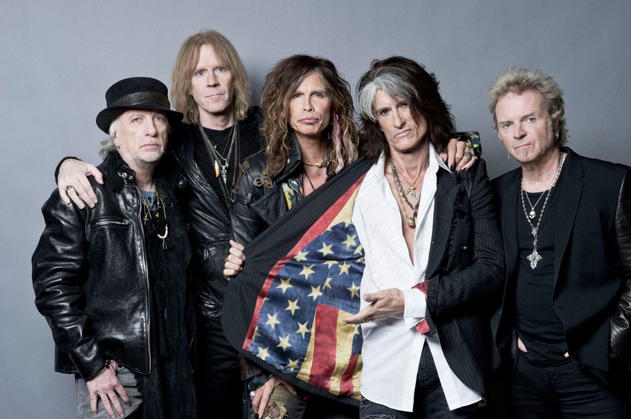 aerosmith al completo con bandiera usa