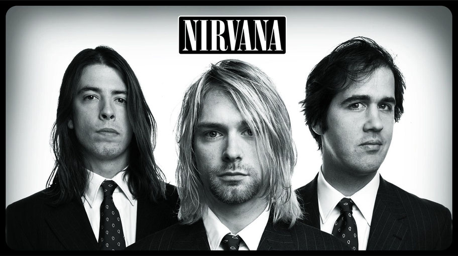 copertina album nirvana bianco e nero