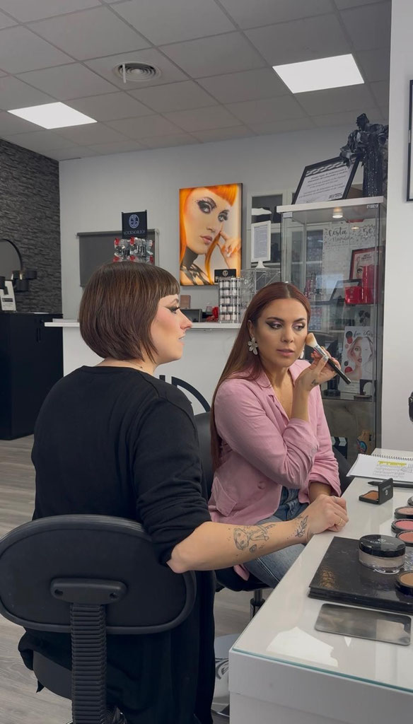 Cursos maquillaje Zaragoza, estudiar maquillaje Zaragoza, formación maquillaje Zaragoza, curso automaquillaje Zaragoza, aprender maquillaje Zaragoza, ser maquilladora profesional Zaragoza, academia de maquillaje Zaragoza, escuela de maquillaje Zaragoza. 