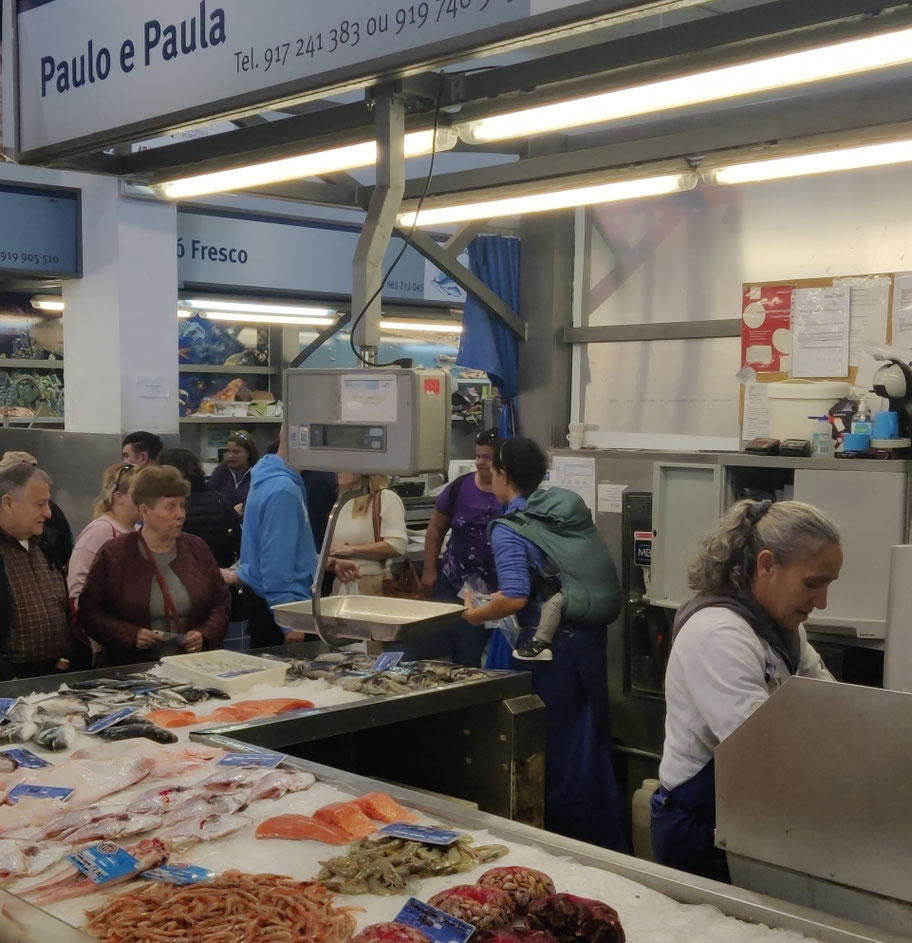 Paulo e Paula, Fischhändler, Fischmarkt Portimao, Markthalle Portimao, Markthalle, Markt, Fische, Fisch, Meeresfrüchte, Martins Kulinarium, Kulinarium Academy, Kochschule Algarve, Kochschule, Algarve, Carvoeiro, Portugal, Lagoa, Kulinarium, Kochen