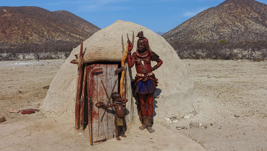 Femmes du peuple "ocre", Namibie, photo non libre de droits