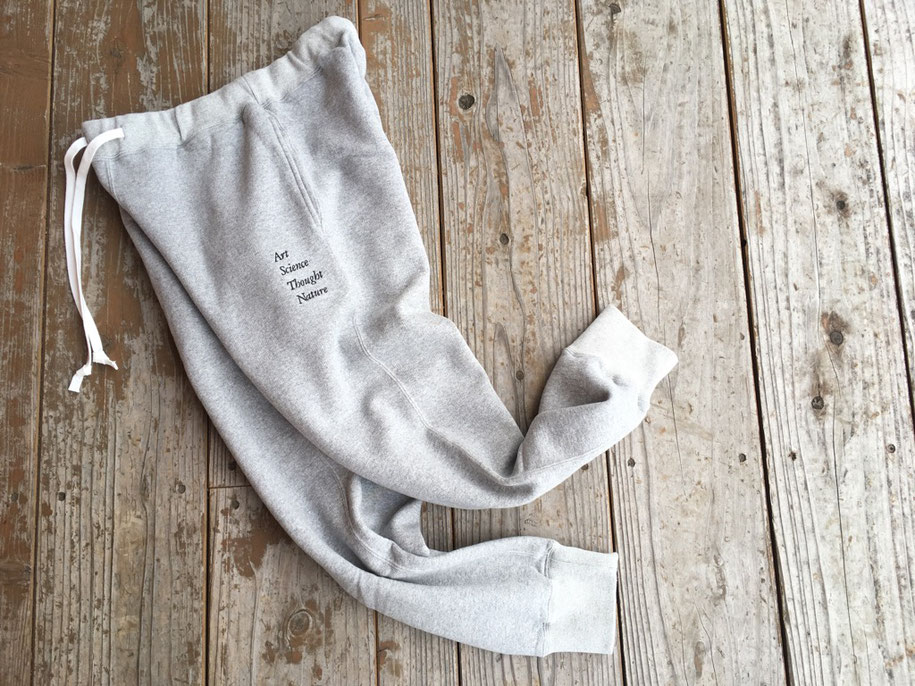 TACOMA FUJI RECORDS(タコマフジレコード) Art Science Thought Nature SWEAT PANTS designed by Shuntaro Watanabe ¥21,000(+TAX)