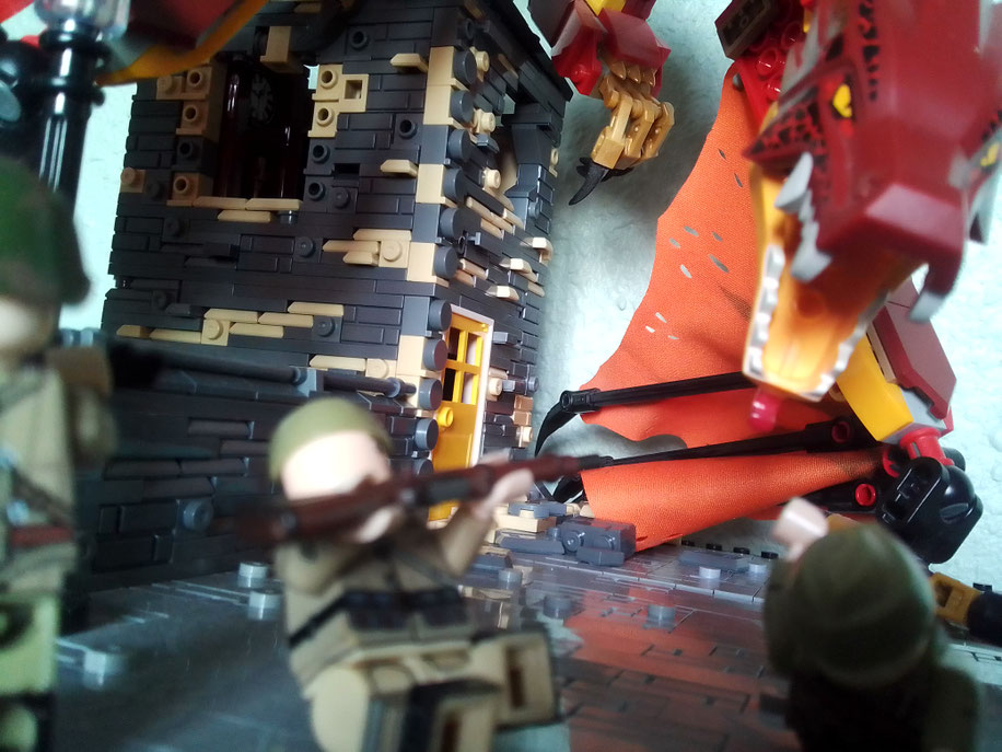LEGO® diorama de guerre Halloween avec ambiance dragon