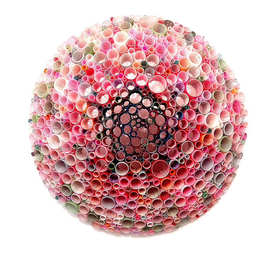 COLLEEN, 2024, Lockenwickler, ø 92 x 19 cm 