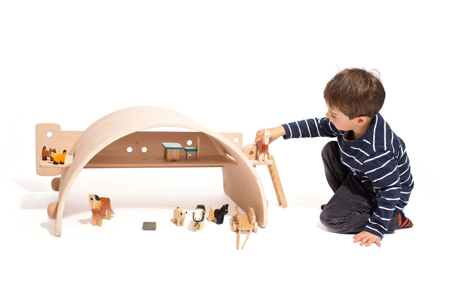 Kinderspielzeug, Holz, Designspielzeug, Holzkinderspielzeug, Chantal Bavaud, nachhaltiges Design, Designpreis, Aarau, Schweizer Design, 