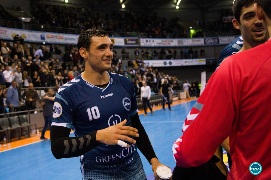 Maxime Gilbert est demi-centre au Fenix Toulouse Handball /Crédit photo FTH