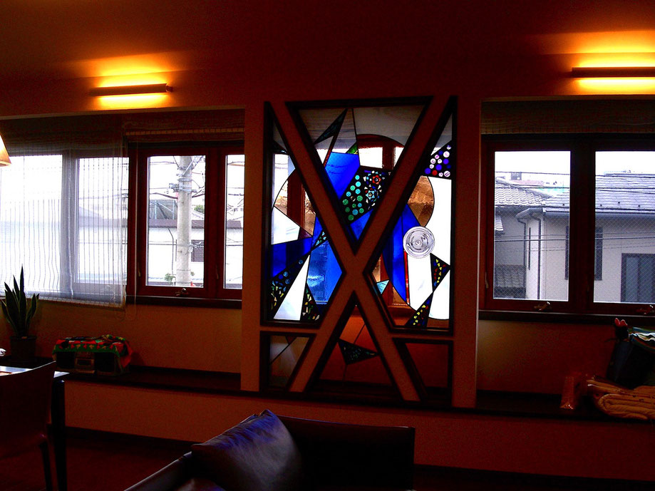 建築用ステンドグラス　ステンドグラス窓  ウィンドウパネル　ステンドグラスパネル  抽象的なデザイン　コスモスagain