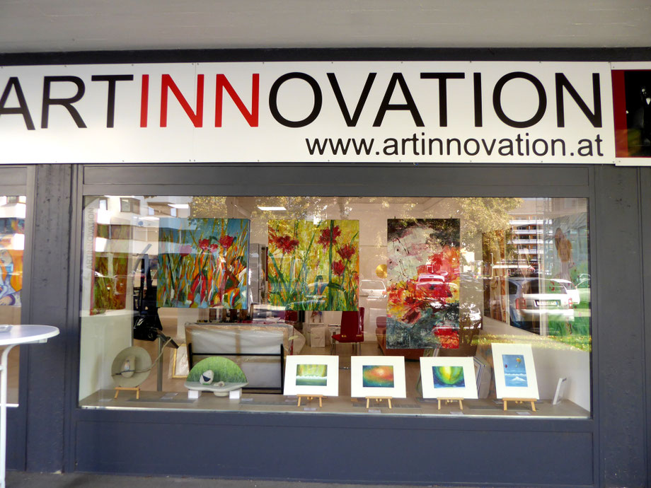 Galerie Artinnovation Innsbruck 2018, Amraser Straße 56: meine kleinen Bilder standen im Schaufenster