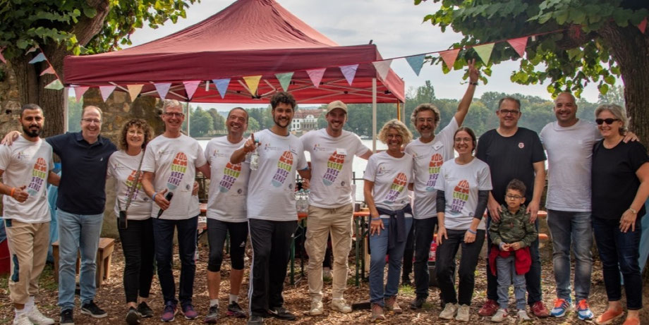 Jugendliche aus dem Rheingau teile ihre Träume und die Zukunft im Jugendpark der Kulturen mit Jung und Alt in Workshoppräsetantionen.o