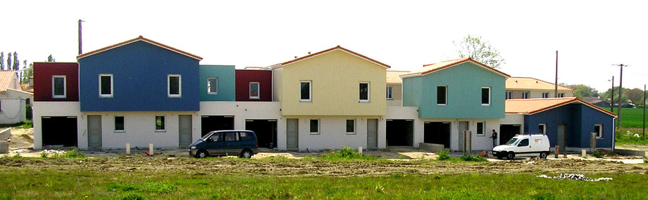 Maisons locatives façade rue 
