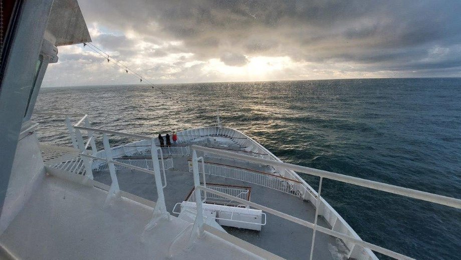 Hurtigruten mit MS Finnmarken -Die schönste Seereise der Welt- im Winter erleben...Fantastische Aussichten und Meer... 