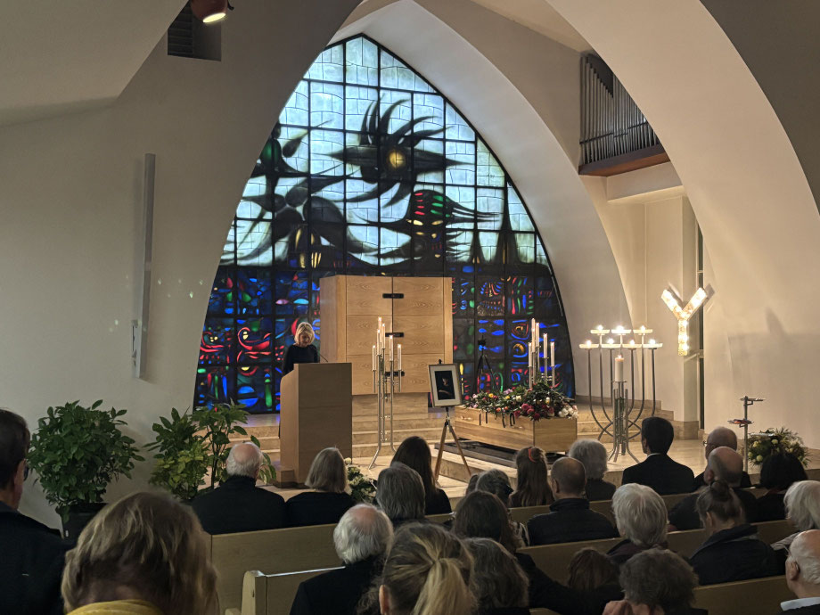 Johanna Schwanberg (Vienna), eulogy for Daniela at her farewell ceremony at the Simmering Crematorium. Photo: Armin Kleinlercher