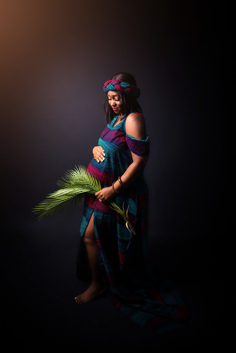 Zwangerschapsshoot in traditionele kledij