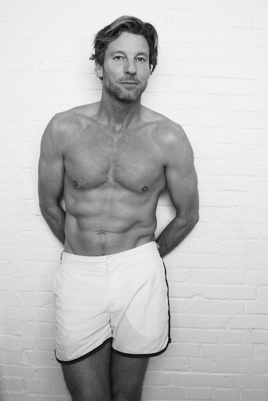 professionele castingfoto van ontbloot model