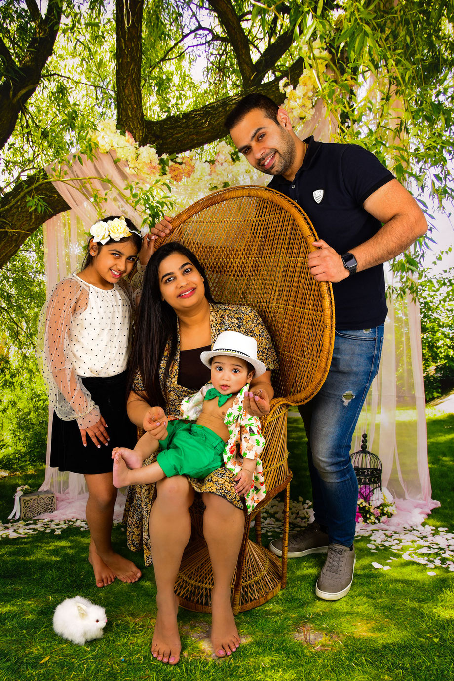 baby photography in chair