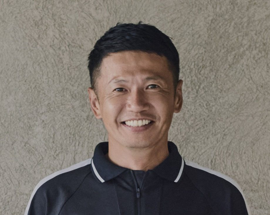 代表 津越 智雄