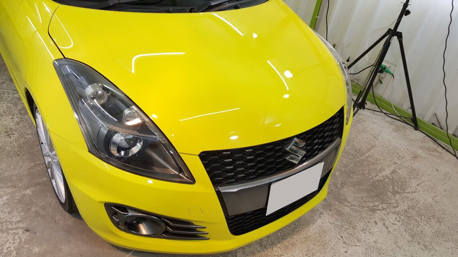 黄色のスイフトスポーツＺＣ３２Ｓのコーティング施工後　磨きで質感が向上　研磨で新車の艶