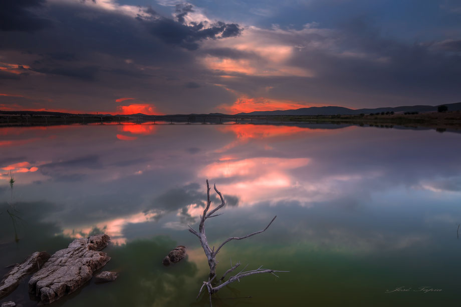 "HERE COMES THE FEELING", A wetland in Castilla la Mancha at sunset, Spain.