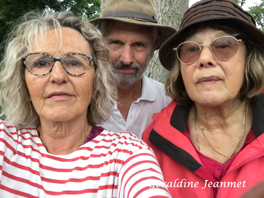 CLIQUER CI-DESSUS POUR VOIR TOUTES LES PHOTOS