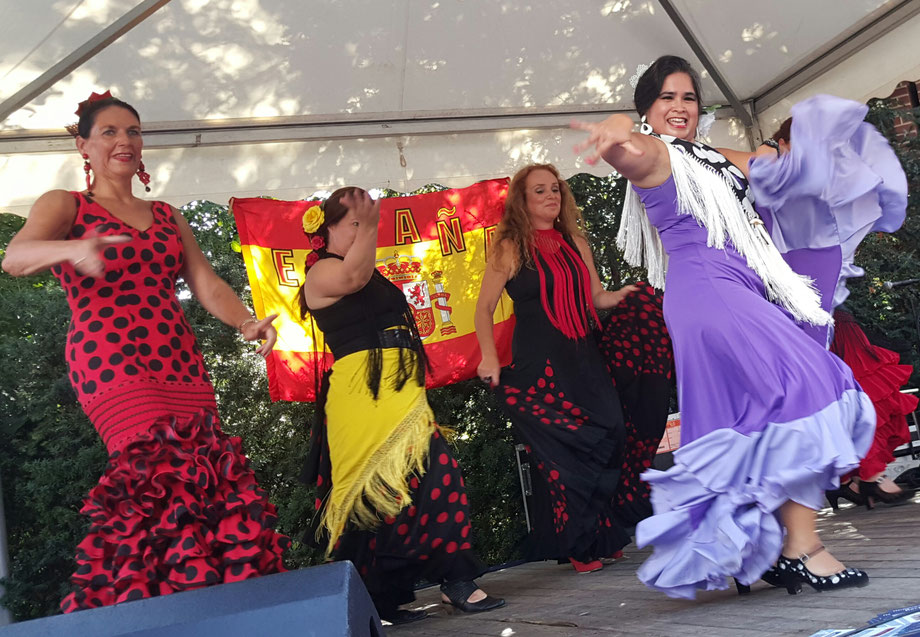 Studio España - Casa Pardo - Patricia Pardo - De Domijnen - Oud-Geleen - Geleen - Sittard - Limburg - Flamenco les - Flamenco Shows -Flamenco Workshops - Spaanse les - Spaanse Conversatieles - Spaans dansen - Spaanse dans - Spaans spreken - hablar español