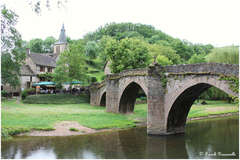 Aveyron en fourgon camping-car van photo Franck Dassonville