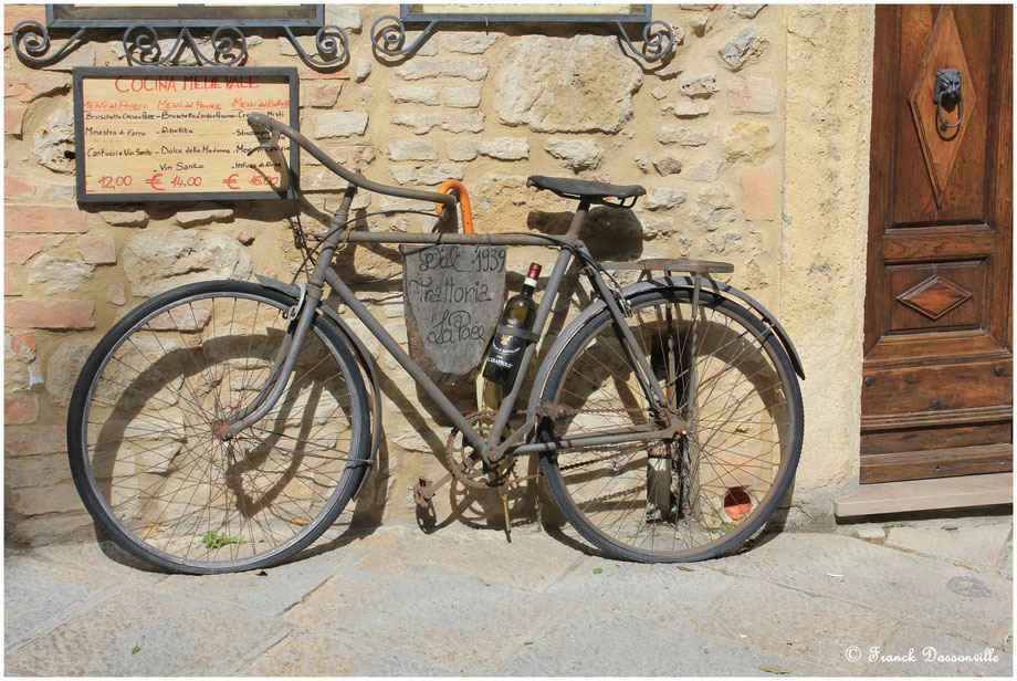 Toscane camping-car fourgon photo Franck Dassonville