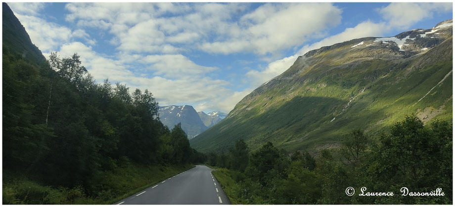 Norvège en camping-car fourgon photo Laurence Dassonville