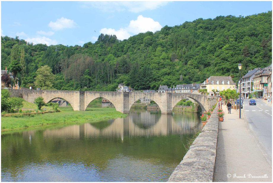 Aveyron en fourgon camping-car photo Franck Dassonville