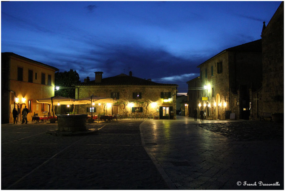 Toscane camping-car fourgon photo Franck Dassonville