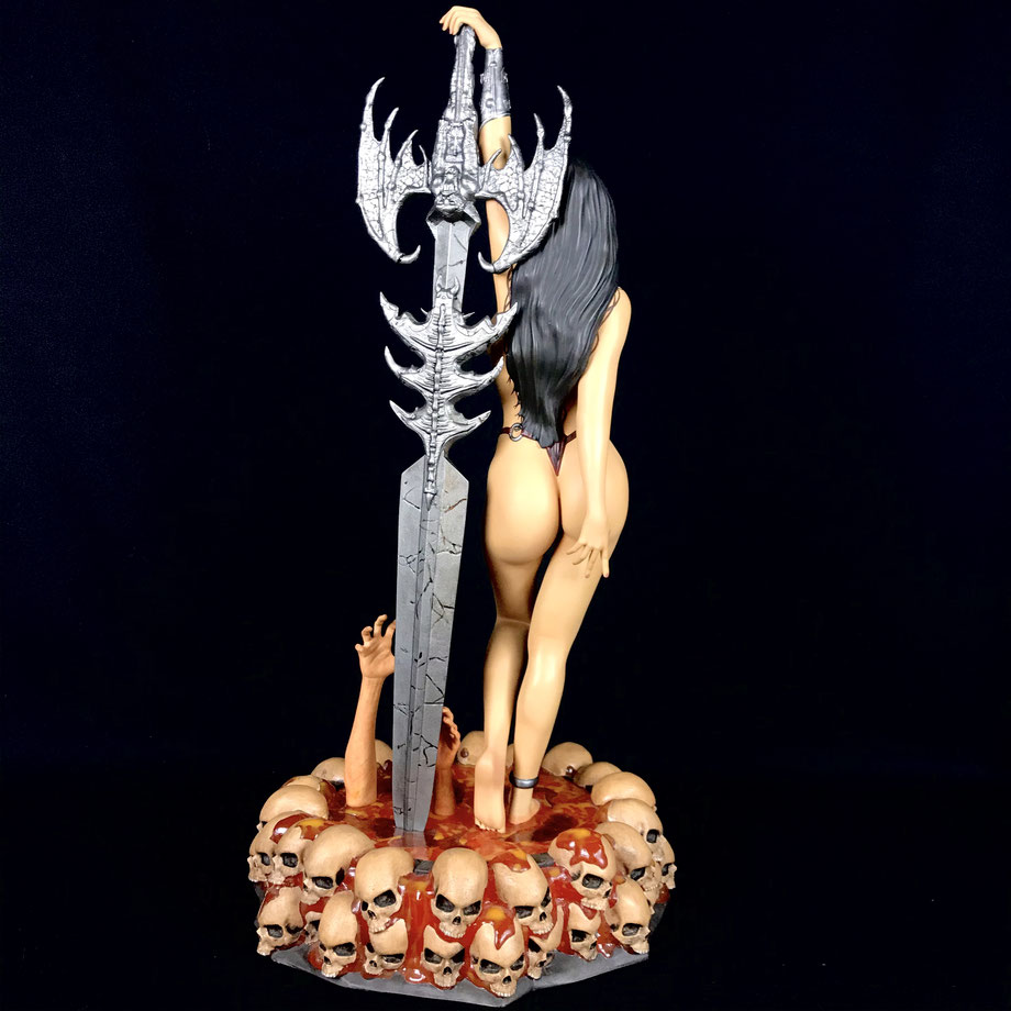 Guardian Girl Exclusive 1/4 Heavy Metal Statue 56cm HCG Hollywood Collectibles Group